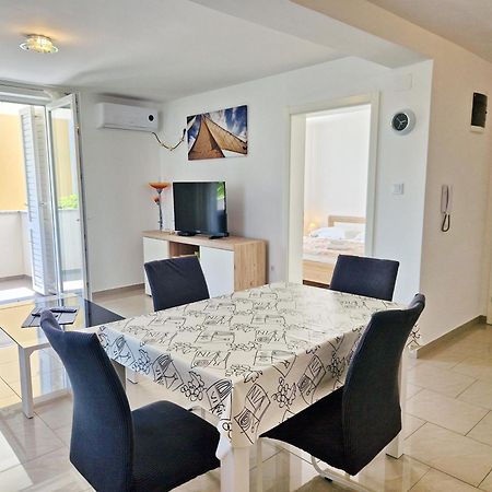 Apartment Slabek Baška Eksteriør billede